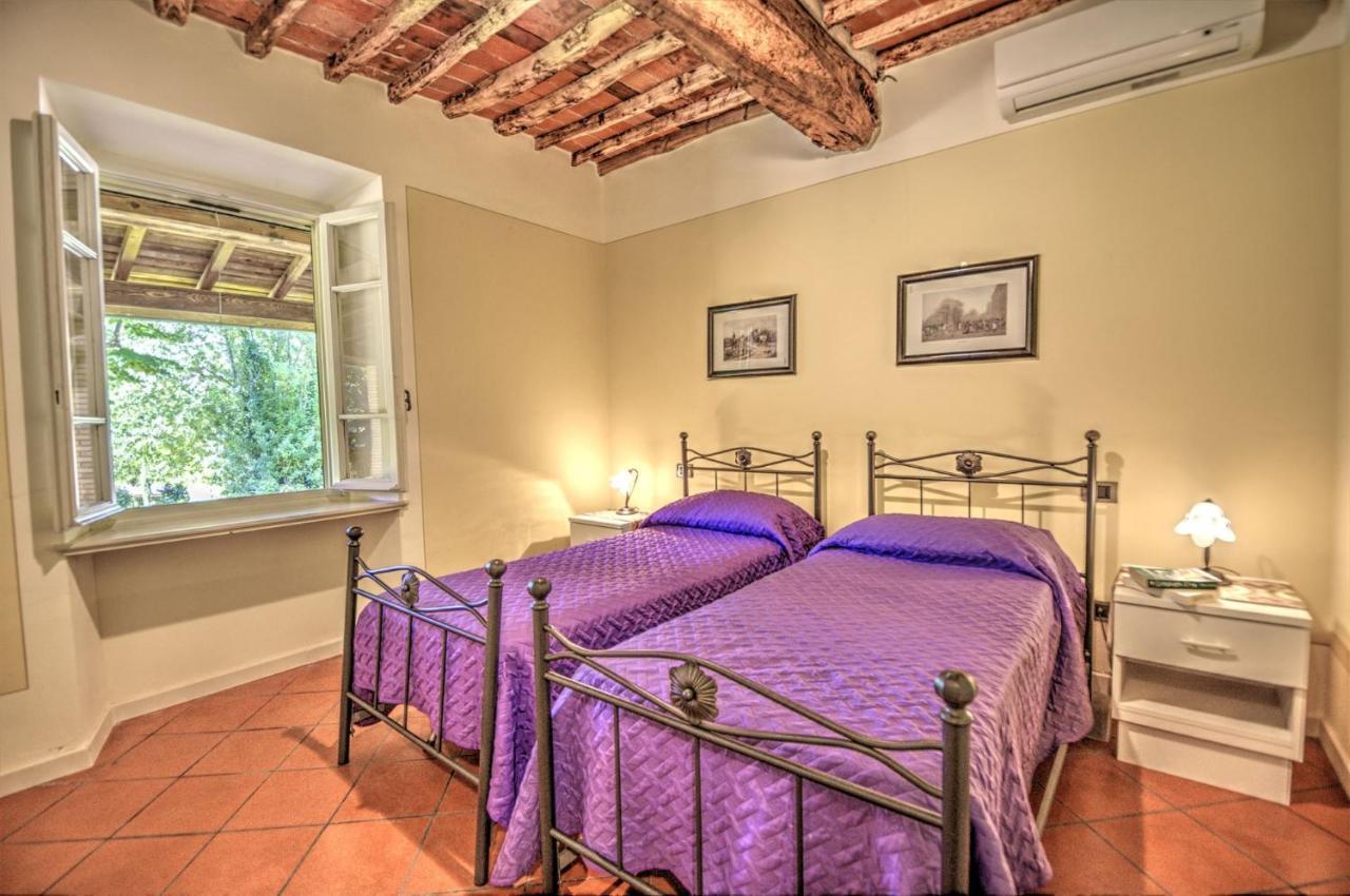 Lucca Cycling Holidays Il Tiglio Rooms SantʼAndrea di Compito Kültér fotó